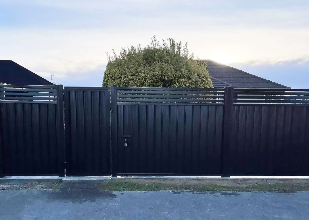 ColourPanel Slat Top drive way - Johnson Fencing Christchurch project